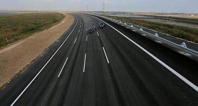 中汽中心鹽城汽車試驗(yàn)場(chǎng)測(cè)試技術(shù)交流會(huì) 推動(dòng)鹽城汽車產(chǎn)業(yè)高質(zhì)量發(fā)展